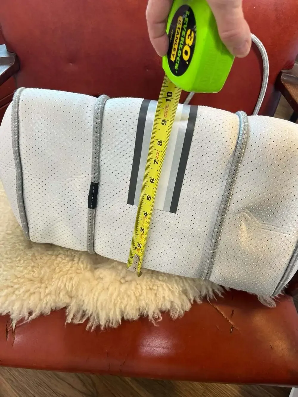 Haute Shore Greyson Shell Neoprene Tote Bag Matching Wristlet Pouch Lightweight
